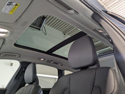 2024 Volvo XC60 Plus Dark Theme