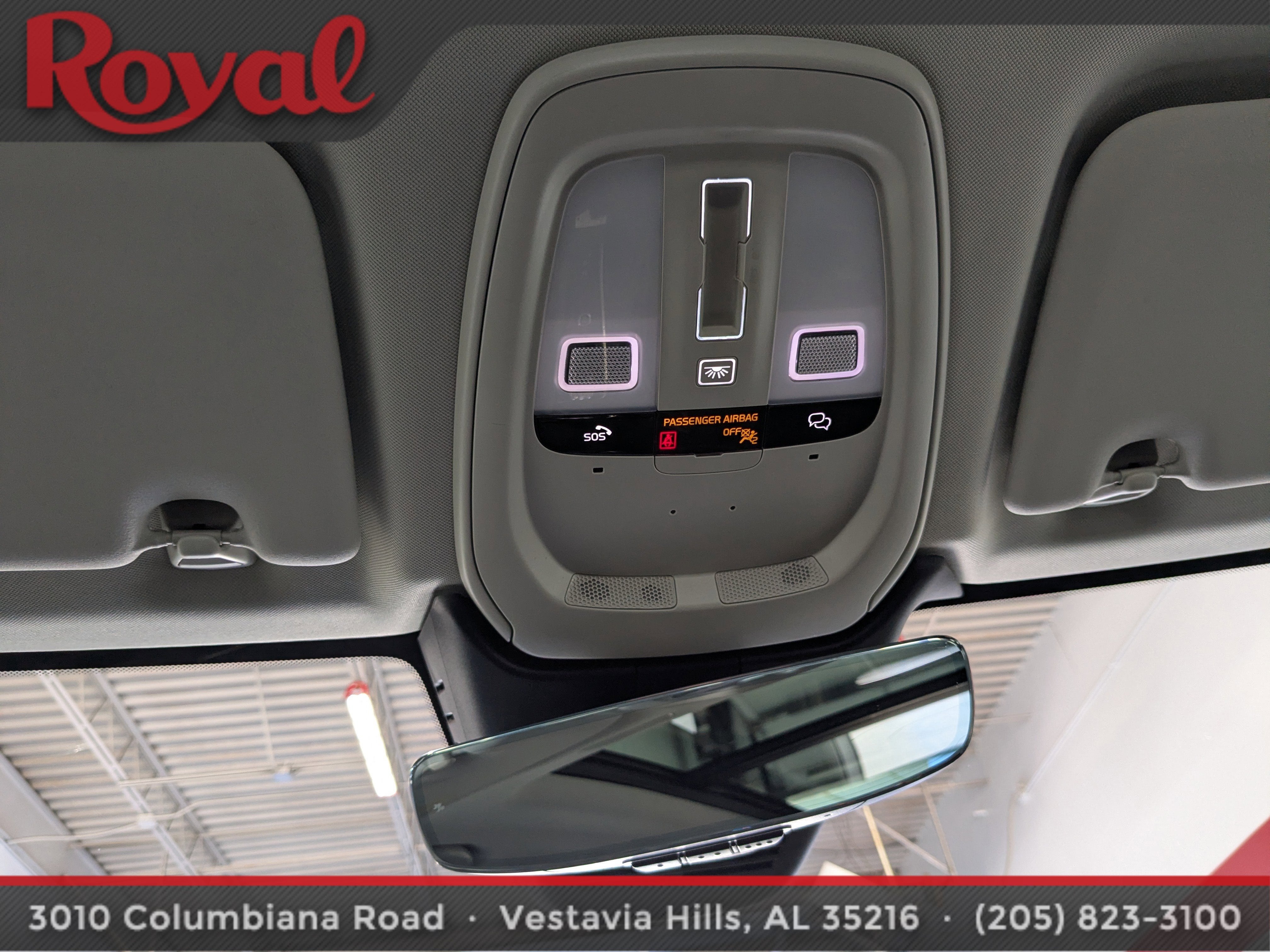 2023 Volvo XC60 Ultimate Dark Theme