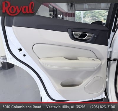 2025 Volvo XC60 Plus