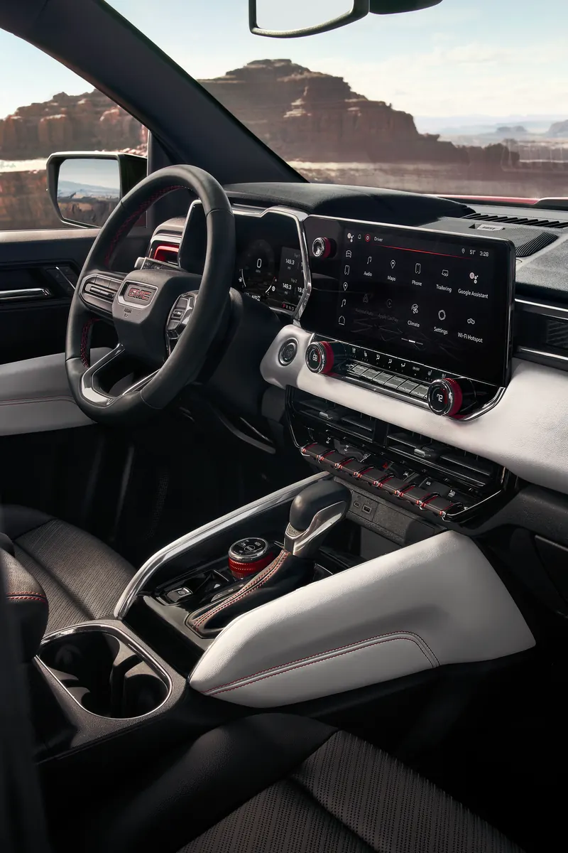 2026 GMC Canyon infotainment system at Royal Buick GMC in Vestavia Hills AL
